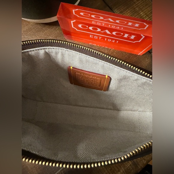 Coach New York Plaza Bag - Picture 10 of 15